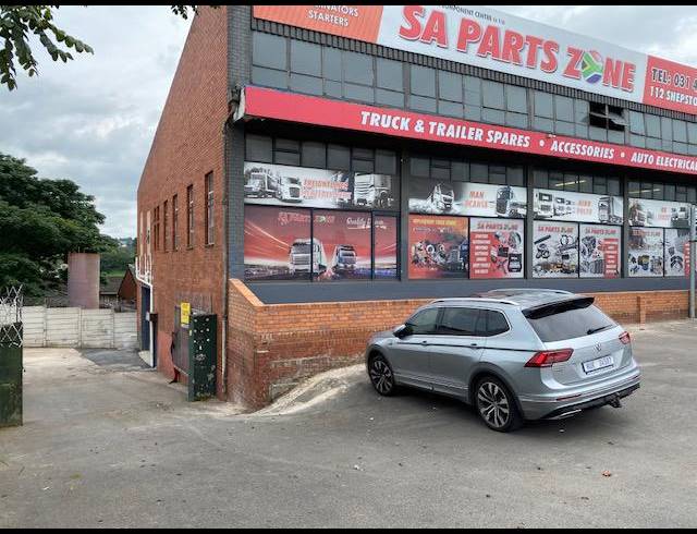 575M² MINI FACTORY TO LET IN NEW GERMANY
